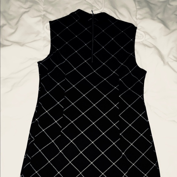 Sharagano Sleeveless Dress - Picture 6 of 7